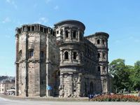 Porta Nigra Trier | Ferienwohnung am Weltkulturerbe in V&ouml;lklingen